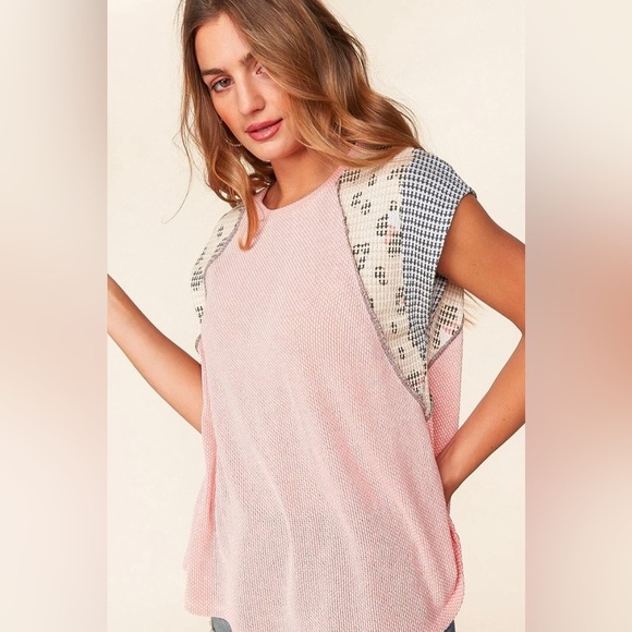 Coral Taupe & Charcoal Two Tone Animal Print Color in Large - Picture 1 of 8